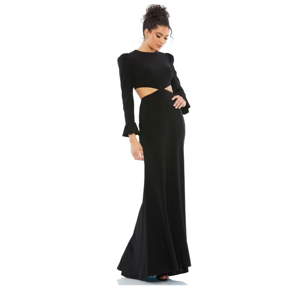 Mac Duggal Dresses & Skirts - MAC DUGGAL Cutout Detail Long Sleeve Mermaid Gown in Black Size US 6